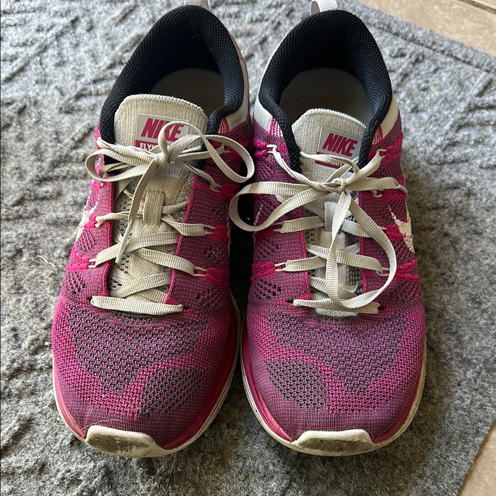Nike Women's Flyknjt One